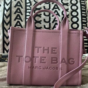 Marc Jacobs small leather 
The tote bag - Lilac